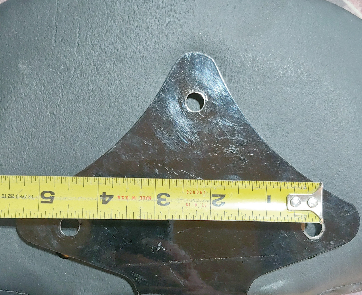 Backrest plate Spartan stretching through
