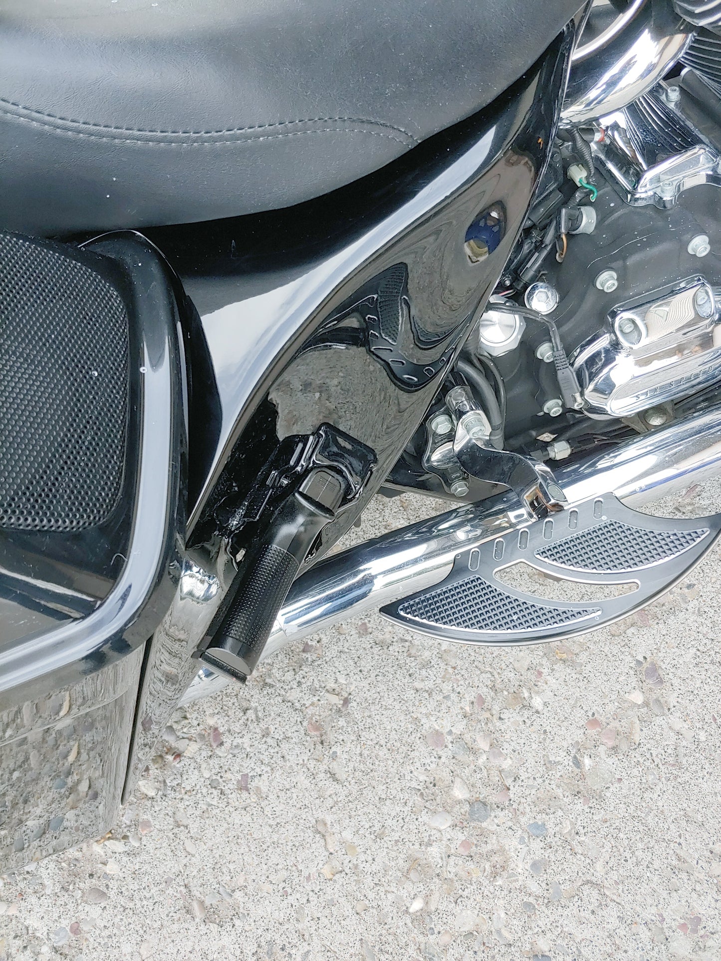 Harley davidson side cover holsters