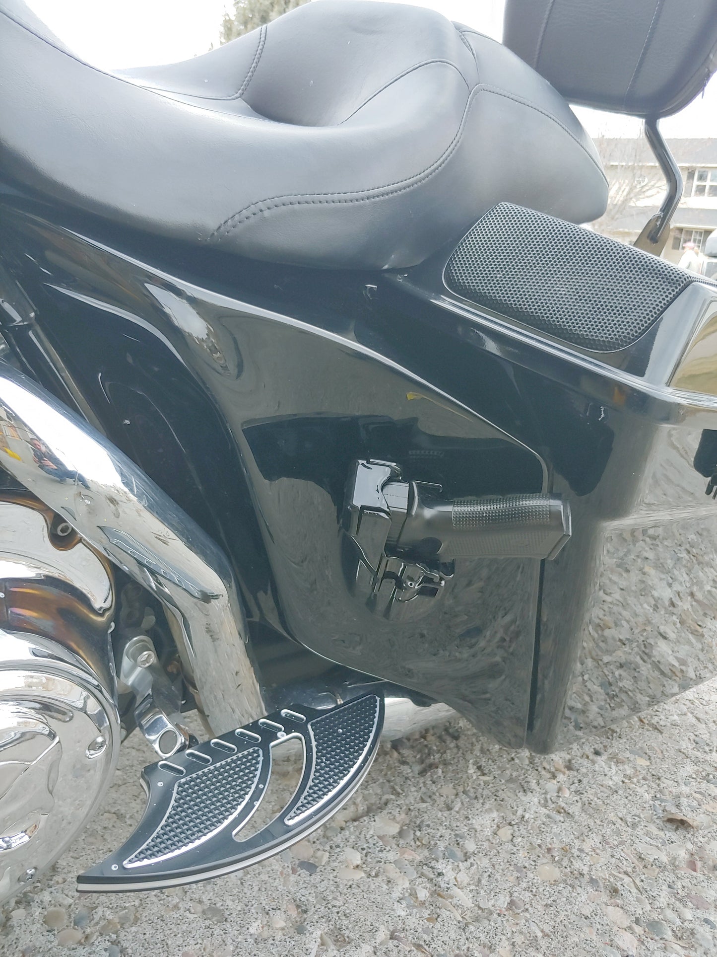 Harley davidson side cover holsters