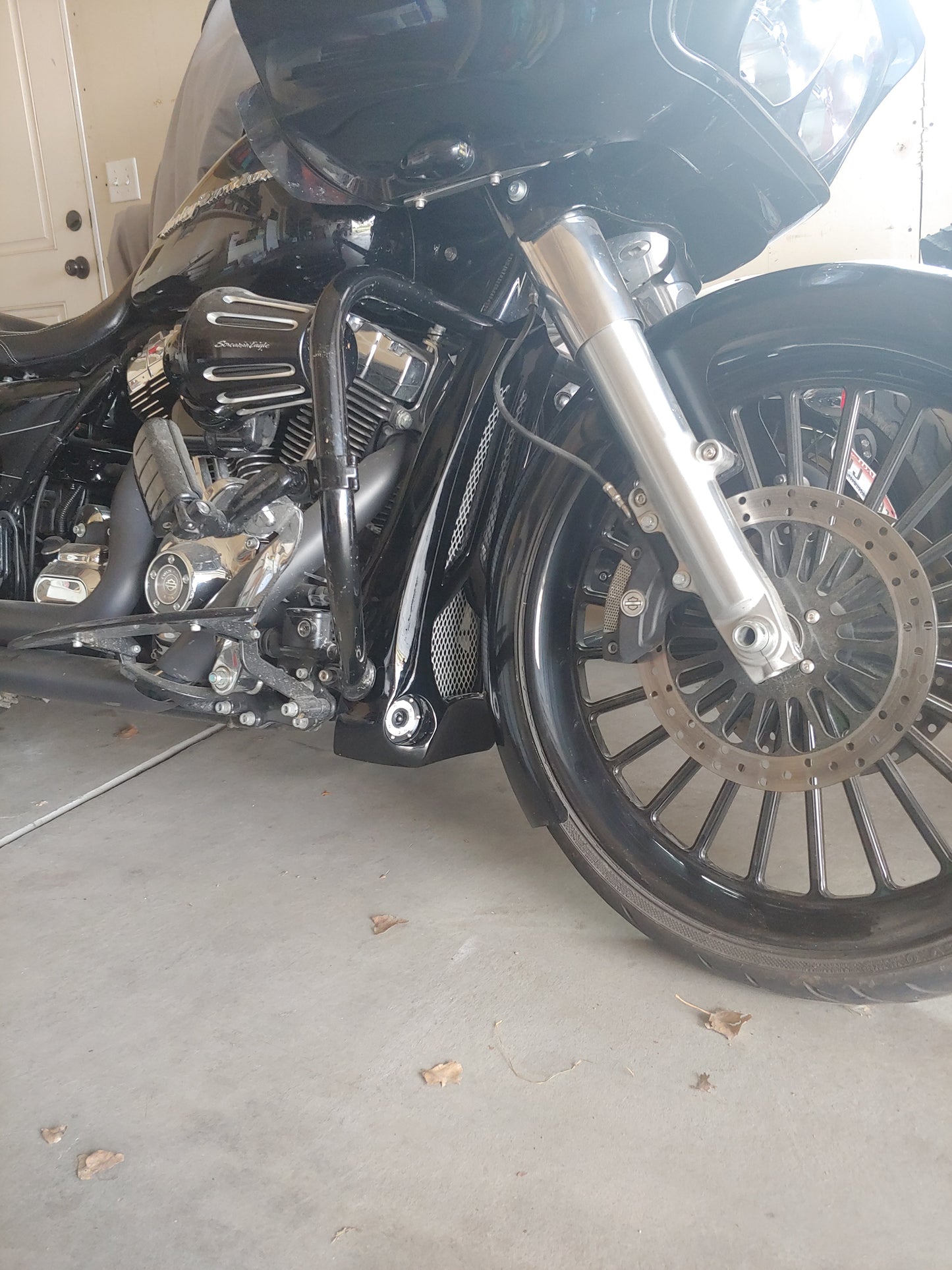 Harley chin spoiler NON RAKED