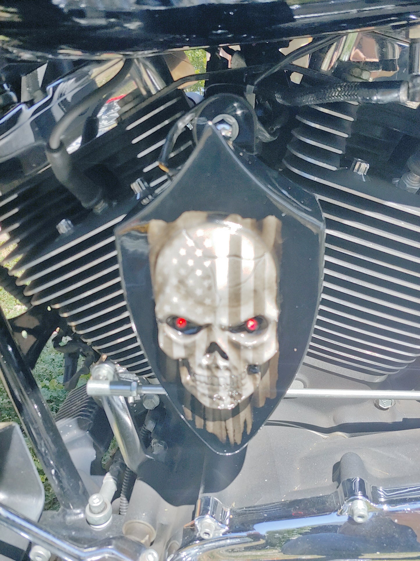 3D skull with tattered American flag with LED