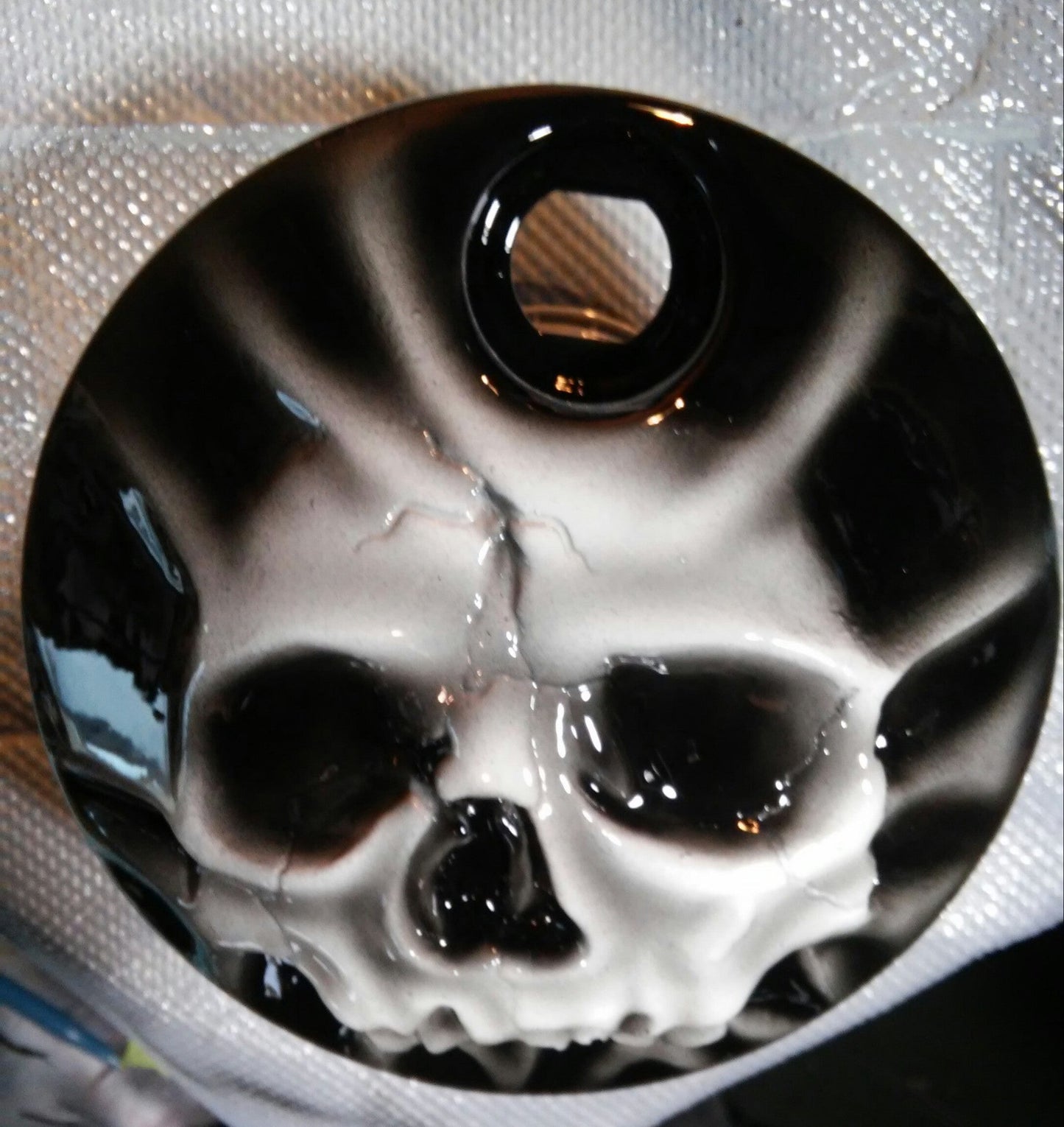 Realistic skull on Harley touring fuel door
