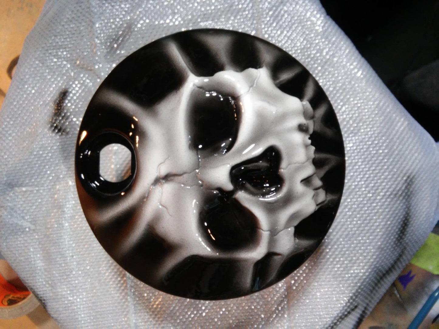 Realistic skull on Harley touring fuel door