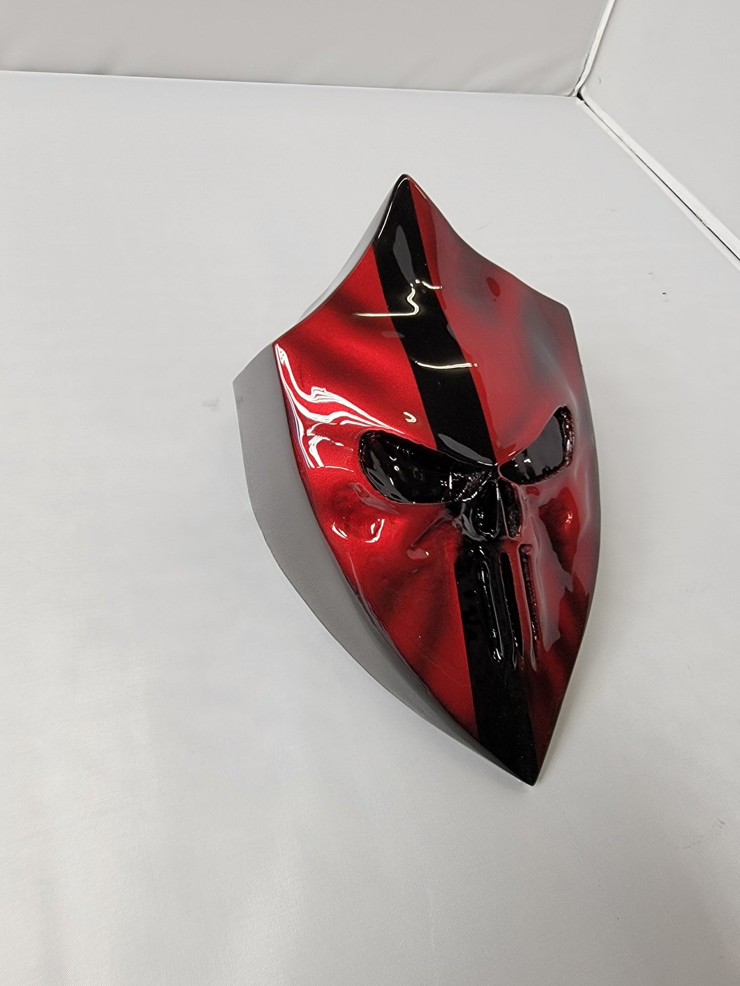 Punisher theme arrowhead shaped horn cover