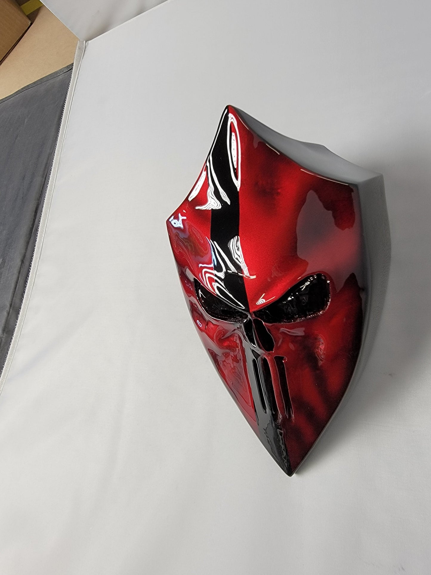 Punisher theme arrowhead shaped horn cover