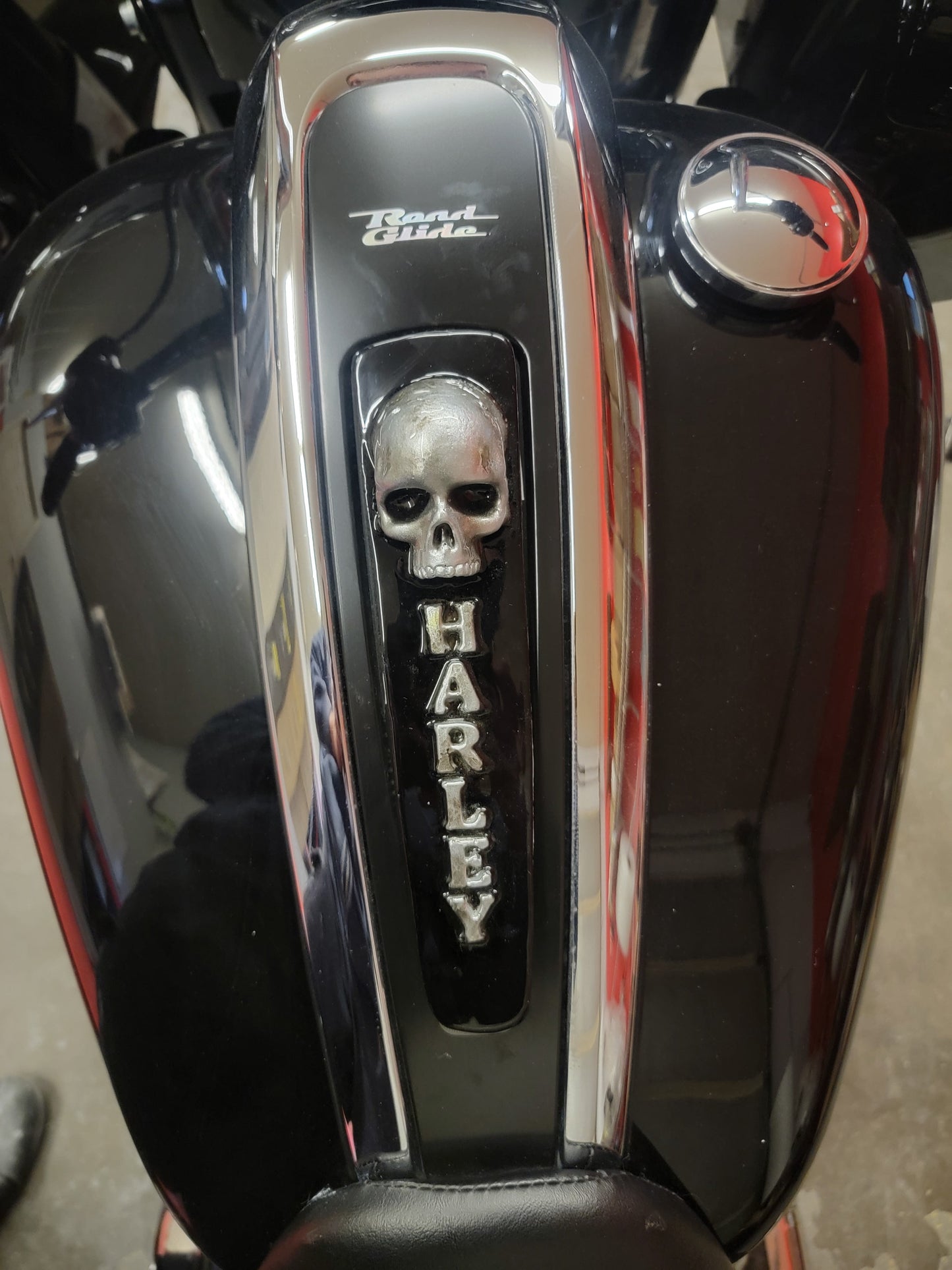 08+ touring console insert 3D ancient skull