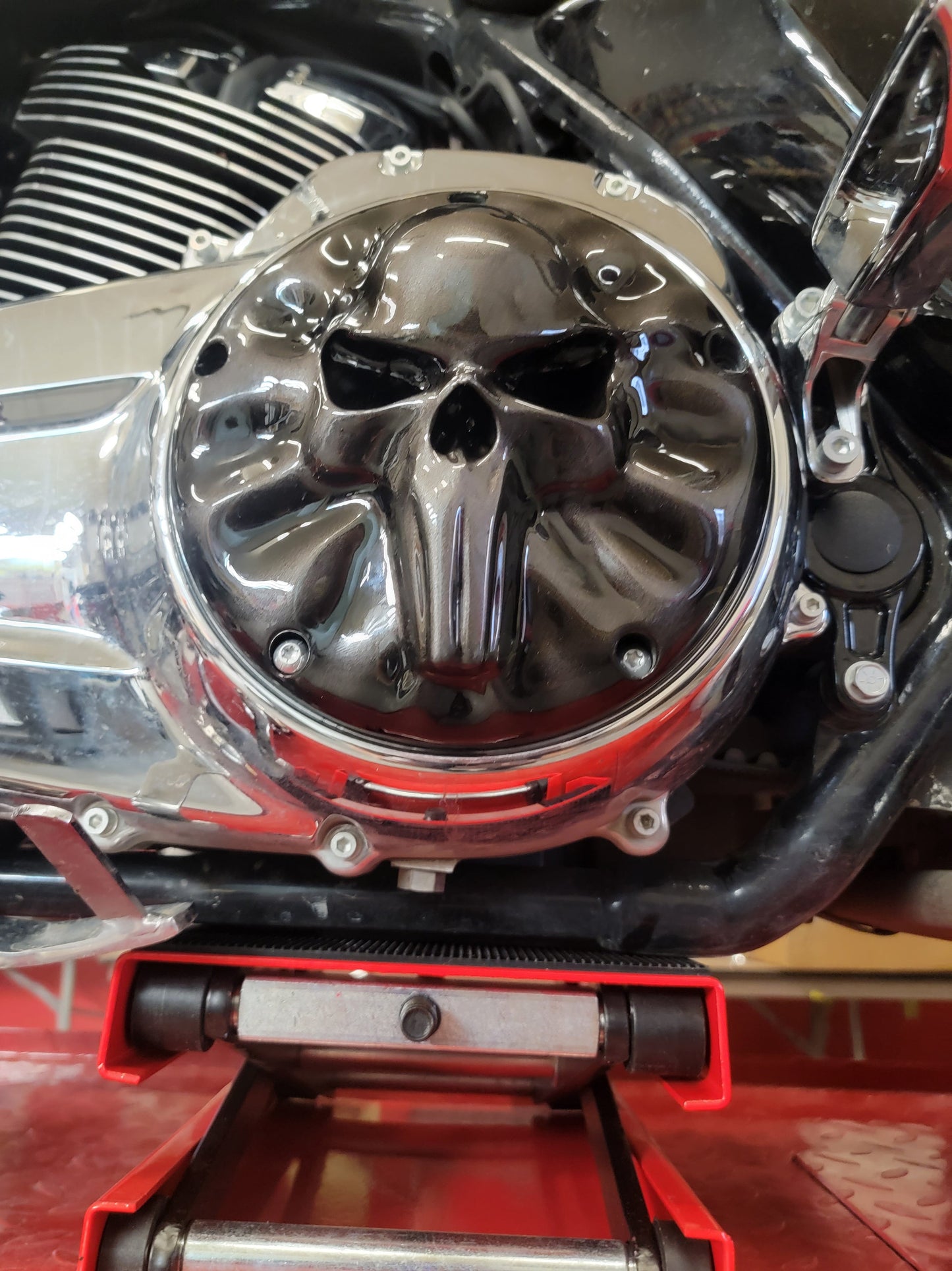 Punisher skull Harley derby cover