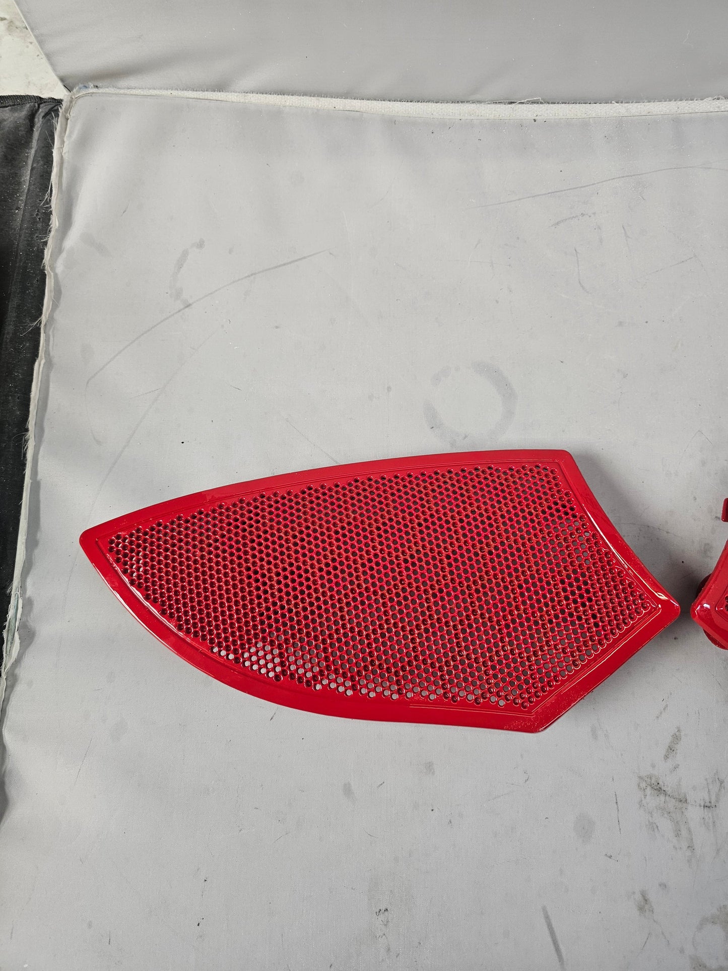 Stock inner Victory grills