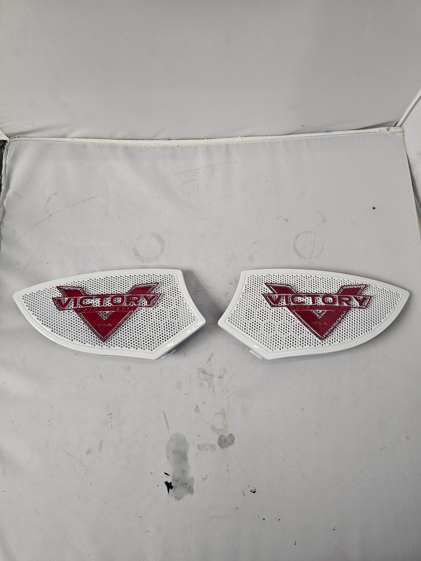 Victory logo inner Victory grills