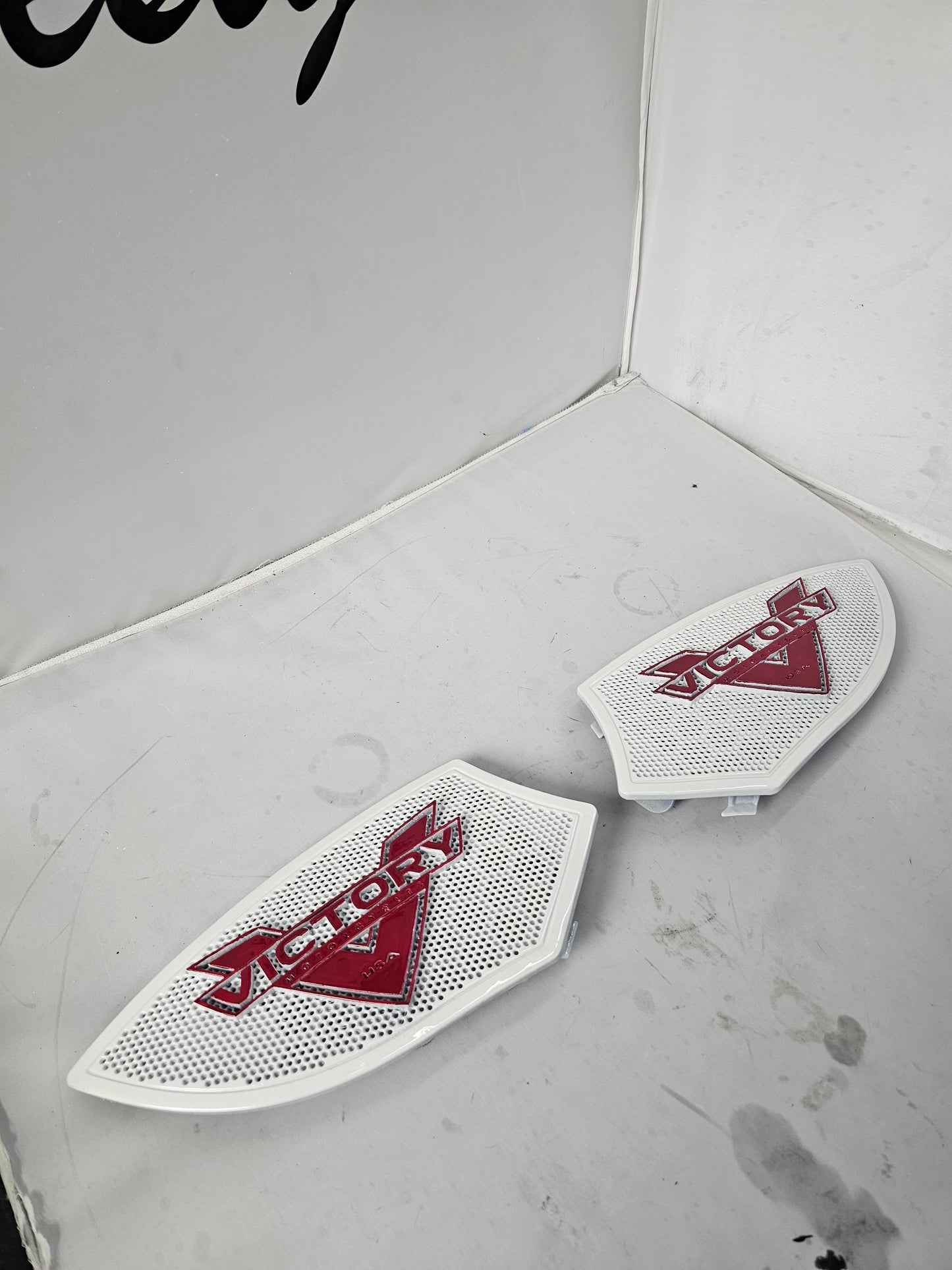 Victory logo inner Victory grills