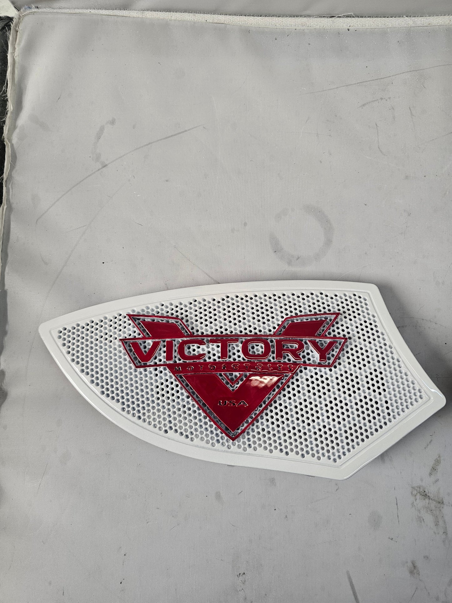 Victory logo inner Victory grills