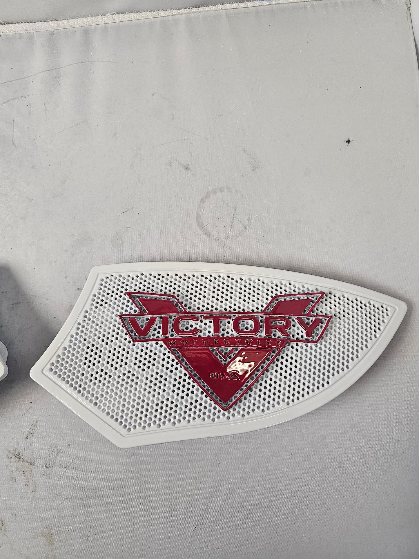 Victory logo inner Victory grills