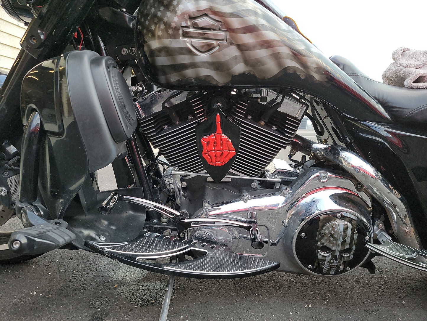 3D middle finger horn cover