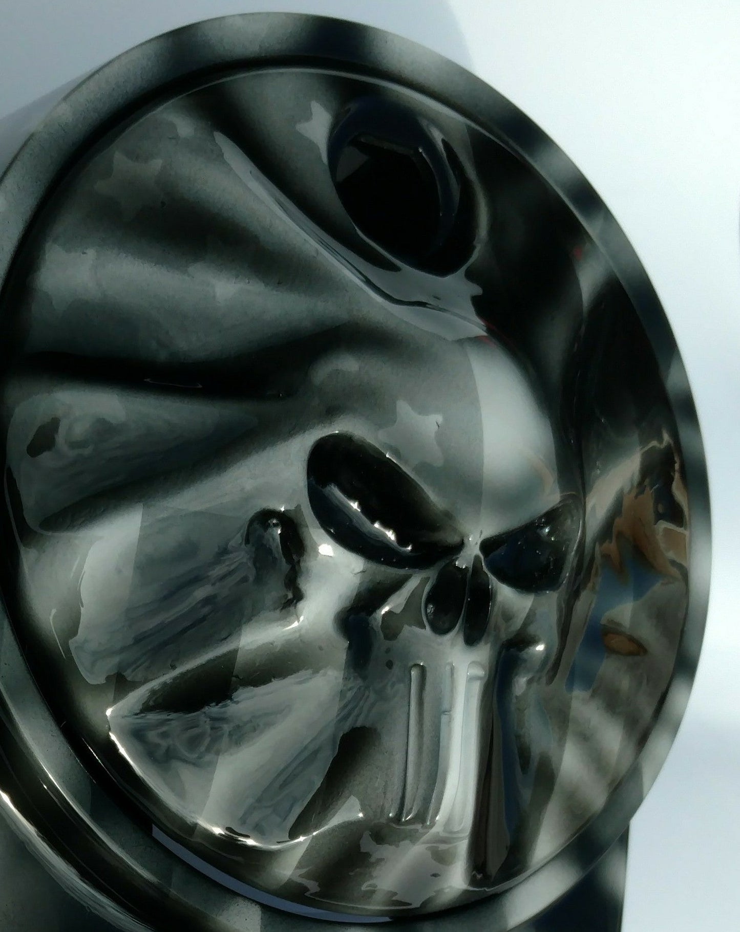 3D Skull with American flag Harley fuel door