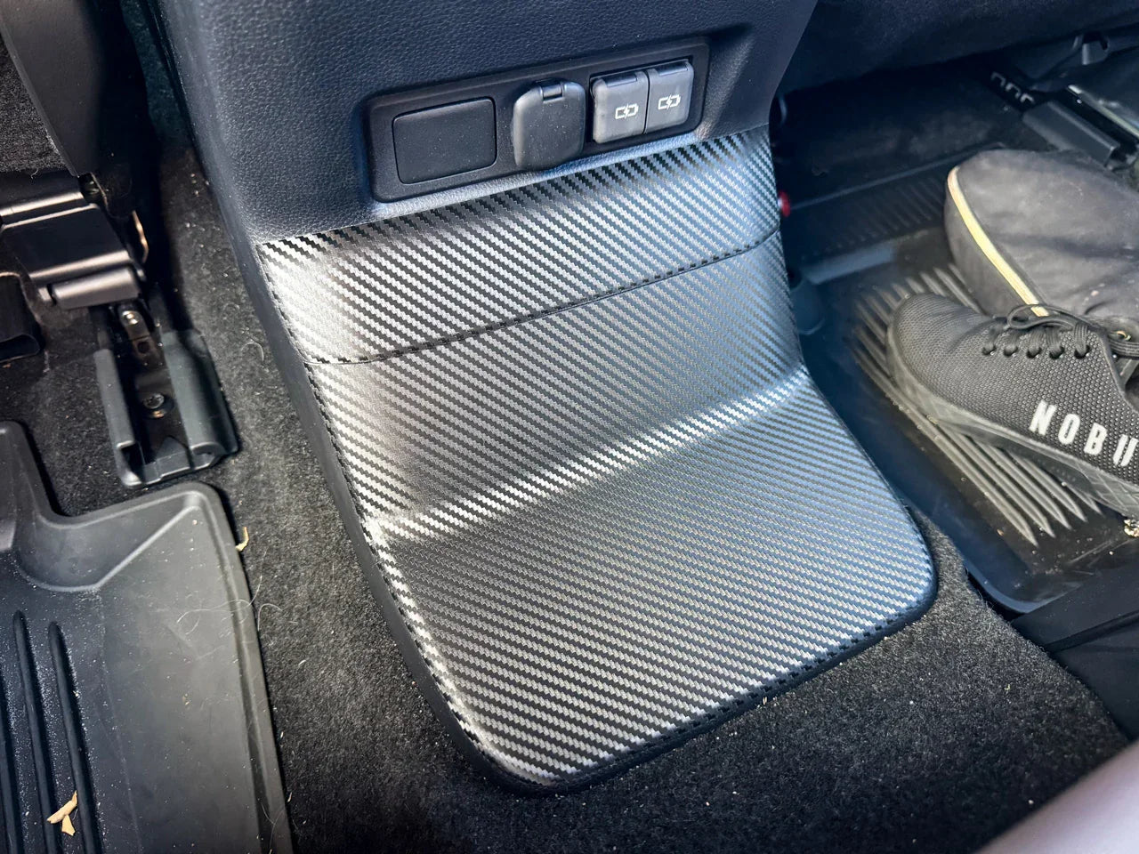 3D Carbon Rear Center Console Panel Protection - 2024+ Land Cruiser