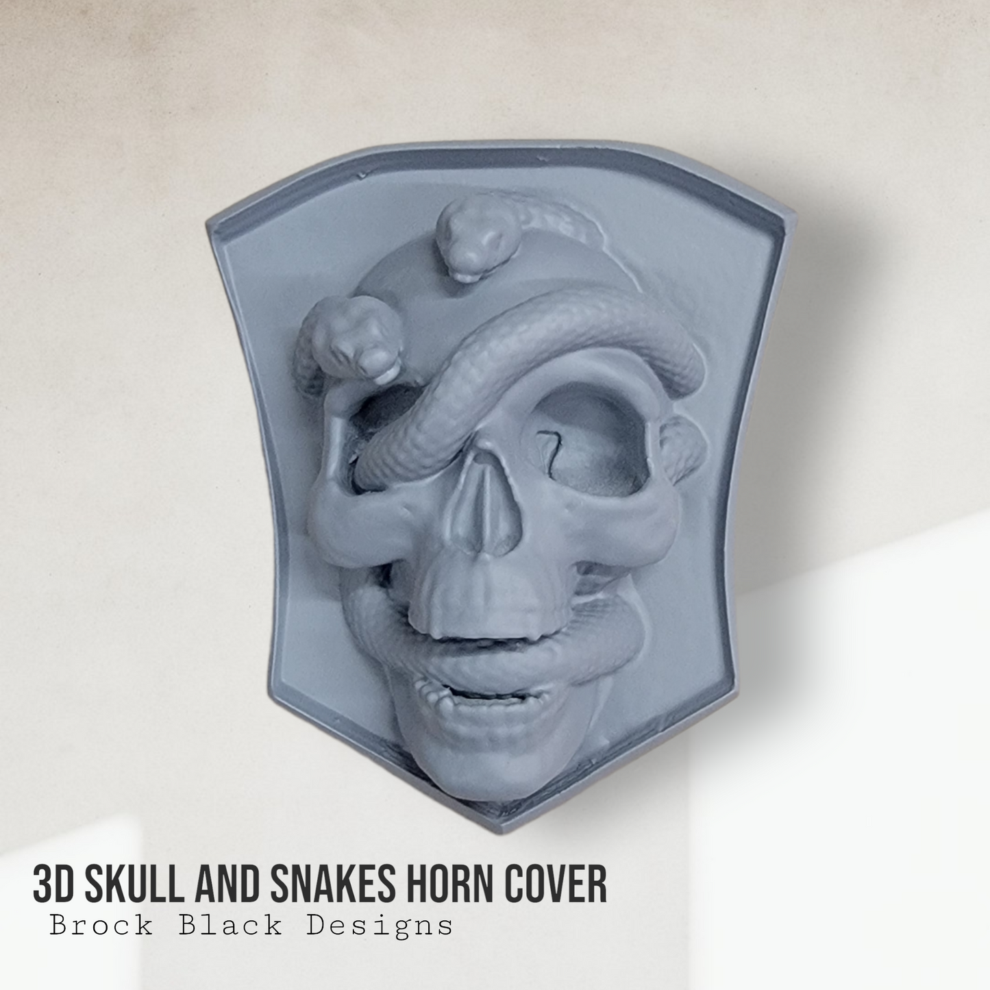 3D Skull and snakes side-mounted horn cover