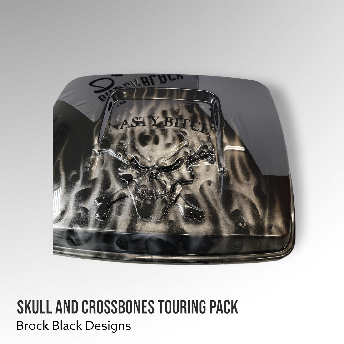 Skull and crossbones touring pack