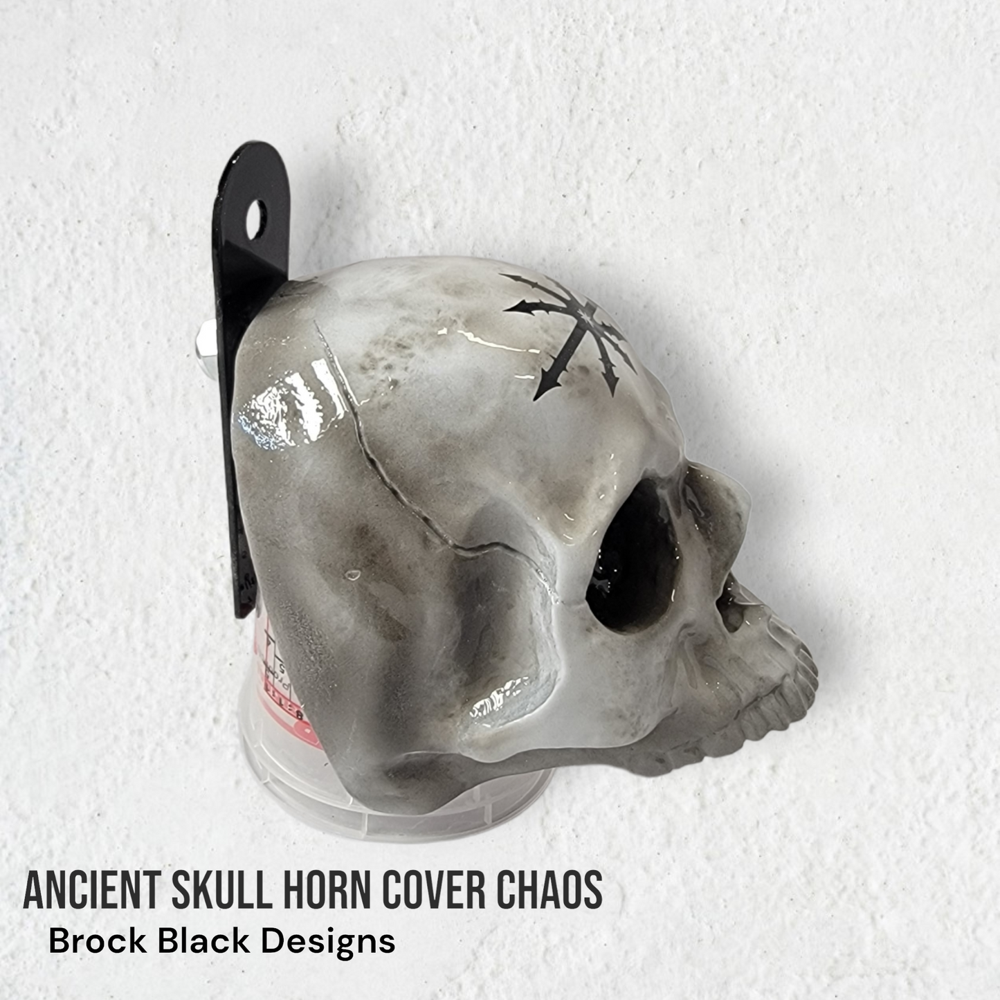 3D ancient skull chaos symbol horn cover