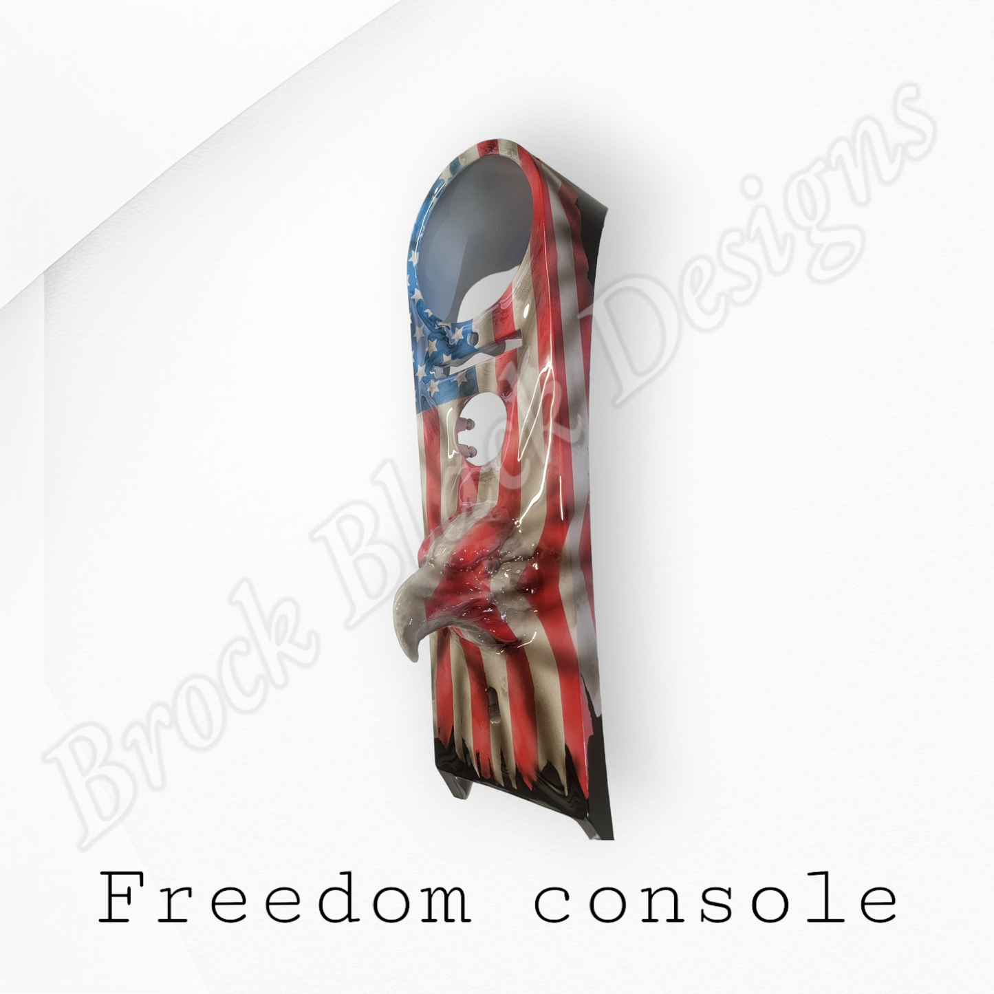 3D Freedom themed Road King console
