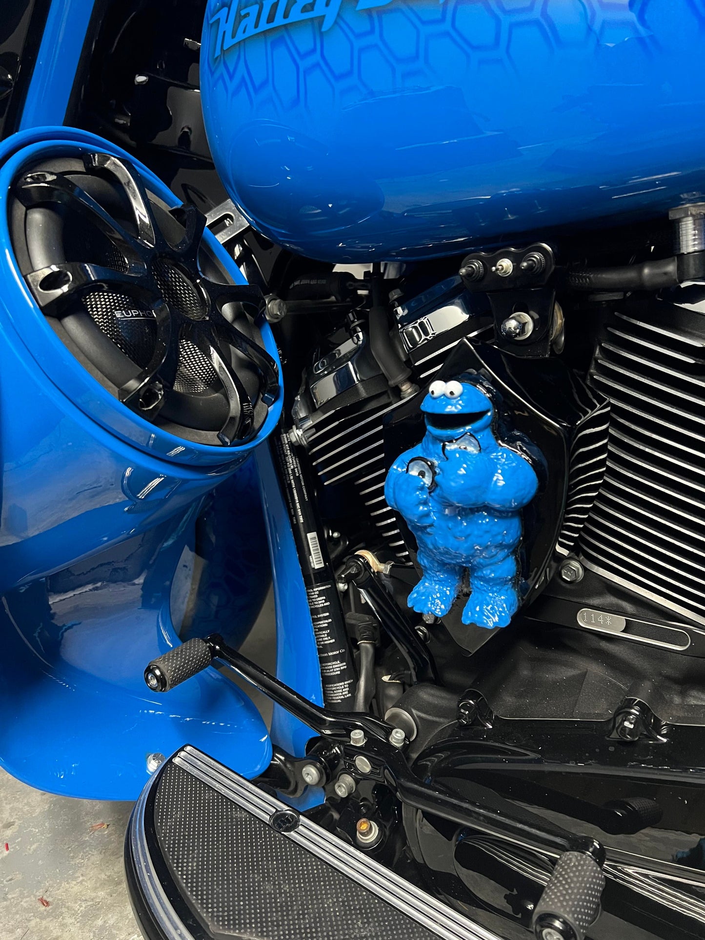 3D cookie monster horn cover