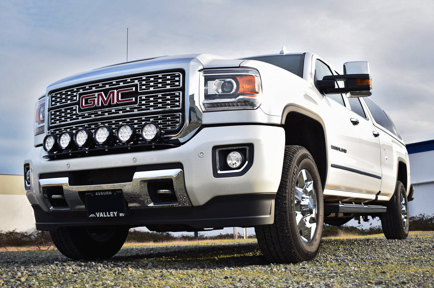 2019+ GMC Sierra Bumper Mount