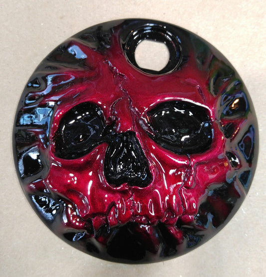 Realistic skull on Harley touring fuel door