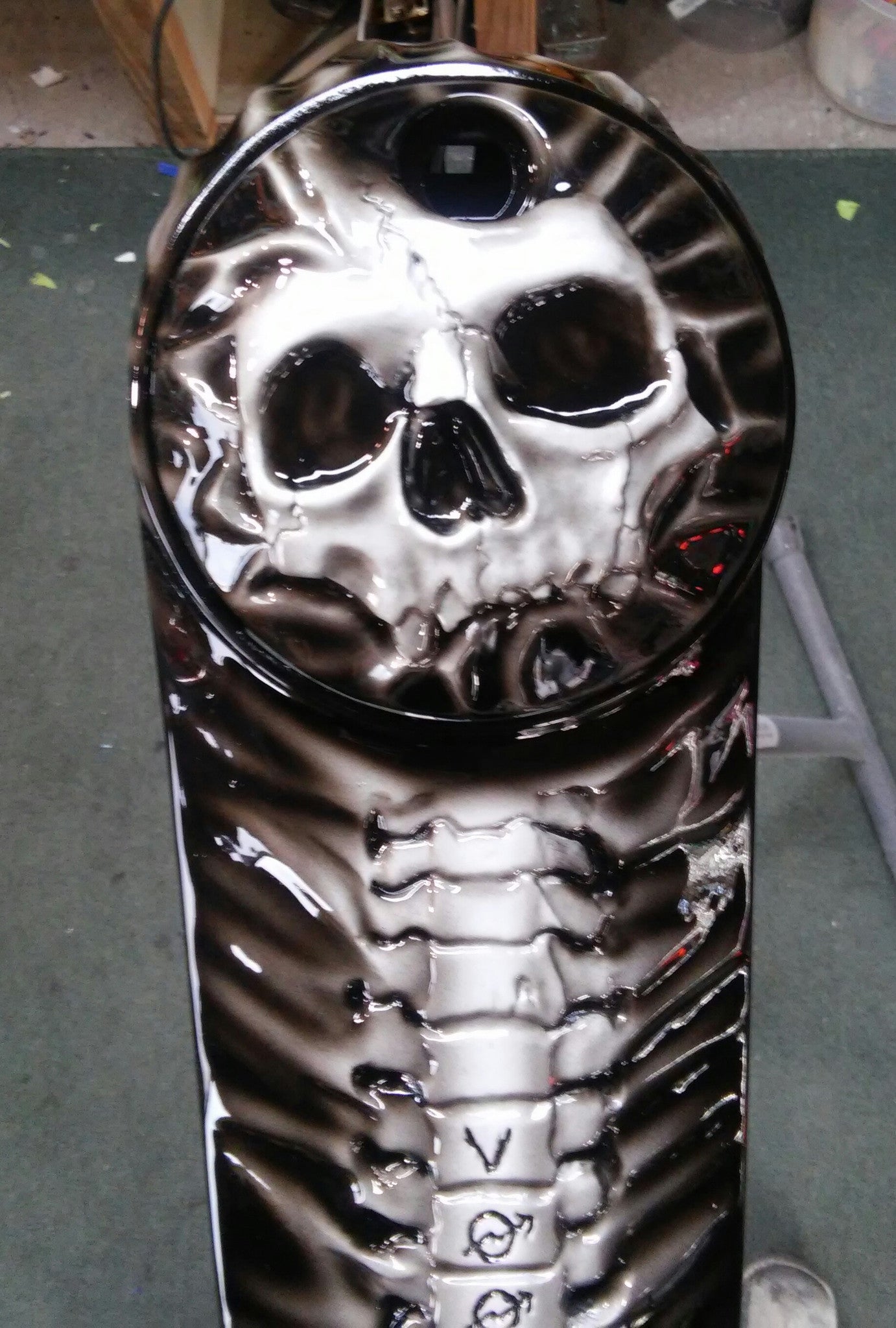 Harley Davidson touring console with 3D skull theme
