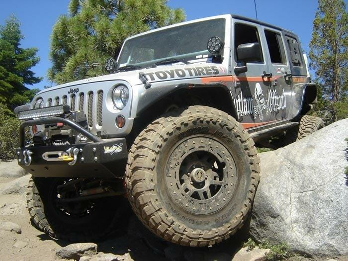 32" Xmitter LED Light Bar Flood Beam