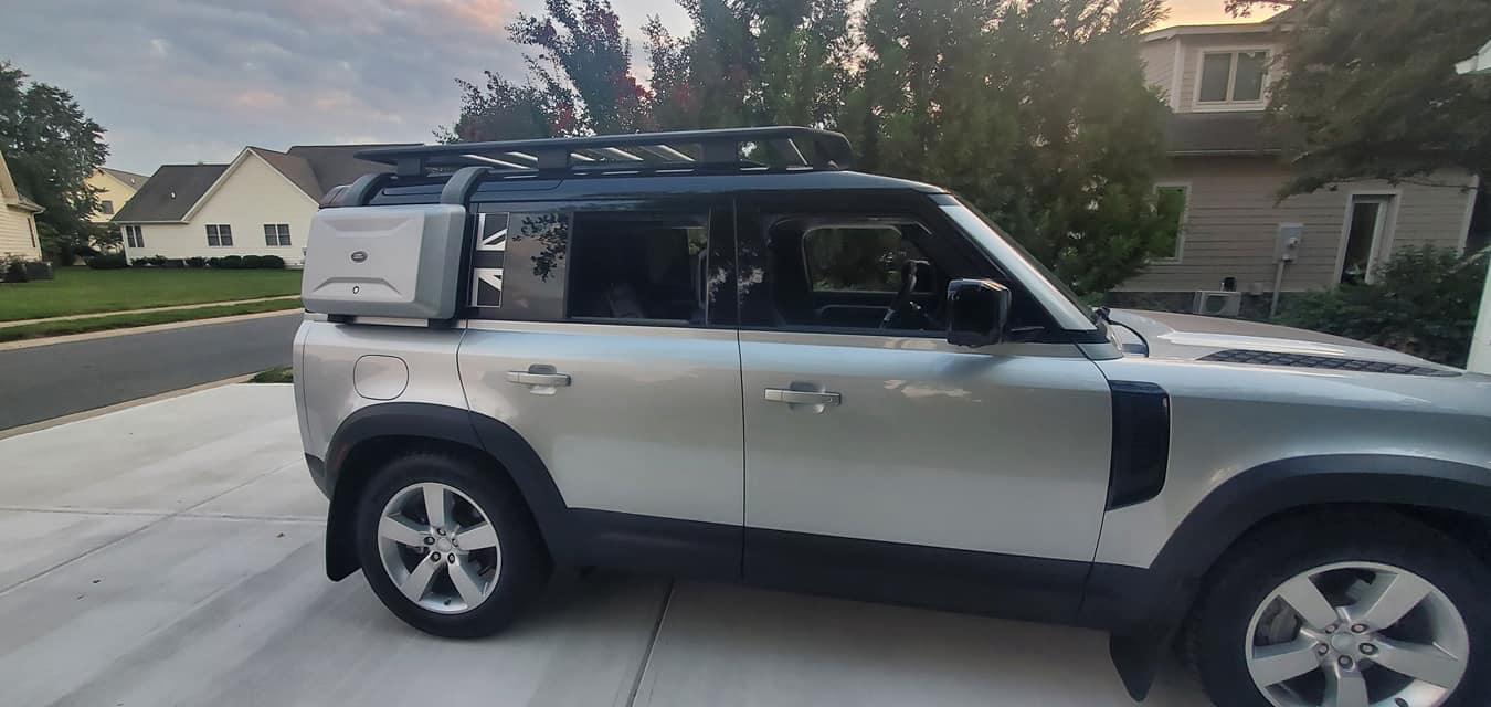 Union Jack Side Window Panel Overlay (Matte Black) - 2020+ Land Rover Defender 110 / 130