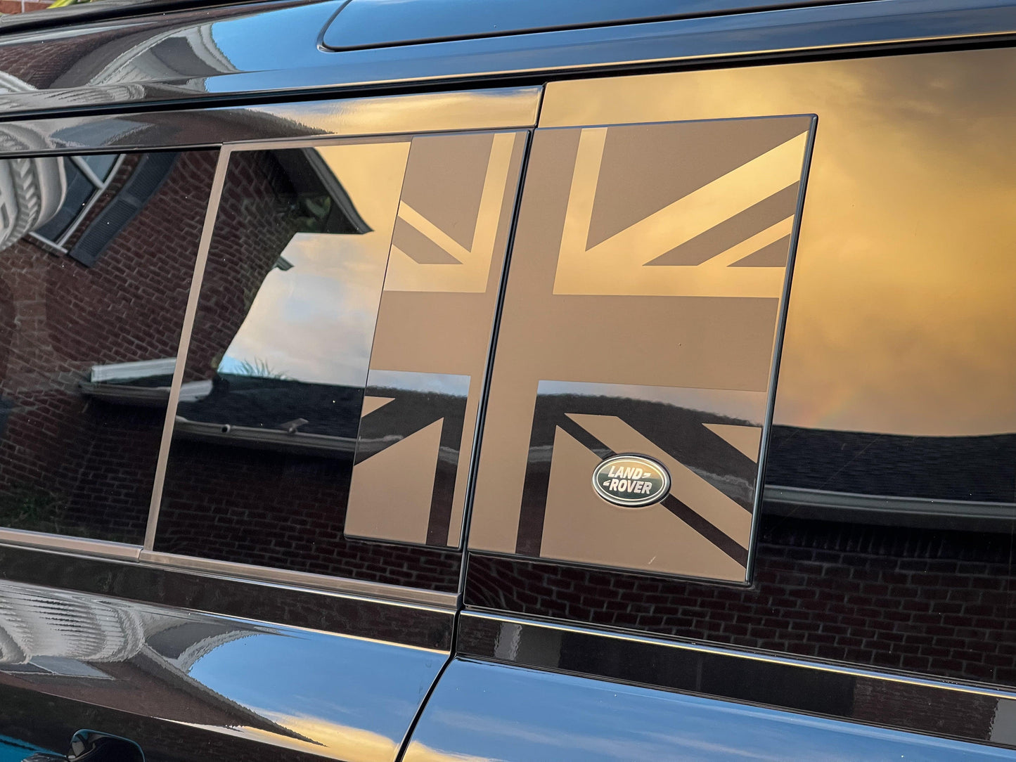 Union Jack Side Window Panel Overlay (Matte Black) - 2020+ Land Rover Defender 110 / 130